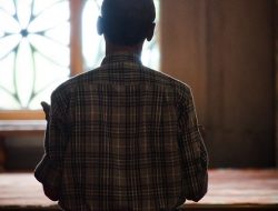 3 Macam Golongan yang Doanya Sangat Mustajab, Salah Satunya Ada Doa Seorang Ayah