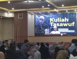 Kebahagiaan itu Terletak pada Keadaan Jiwa; Ini Ulasan Kiai Zuhri Zaini