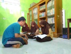 Budayakan Literasi, SMK Darul Hikmah Ciptakan  Pojok Baca Siswa