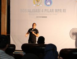 Anggota DPR/ MPR RI Dr. Didik Mukrianto, SH., MH mengajak warga Bojonegoro untuk terus memperkuat kesetiakawanan sosial