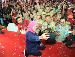 Sapa Pilar Sosial Se- Wilayah Bakorwil Bojonegoro, Gubernur Khofifah: Mereka Adalah Pahlawan Era Digital