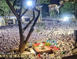 Putih Itu, Mendatangi Hitam