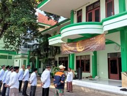 Hari Pertama Usai Libur Ramadan, Pesantren Nurul Jadid Memulai Aktifitas dengan Apel Pagi