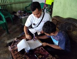 PMI Kabupaten Bondowoso Bersama PJ Bupati Bondowoso Distribusikan Bantuan Sembako untuk Korban Kebakaran di Desa Jurang Sapi