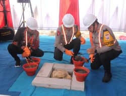 Kapolda Jatim Lakukan Peletakan Batu Pertama Gedung Satya Haprabu Polres Sumenep