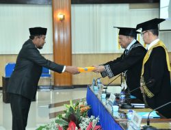 Bupati Sumenep Raih Gelar Doktor dengan Predikat Cumlaude