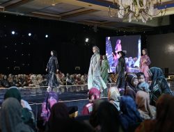 Arinna Premium Hijab Jajaki Pasar Digital