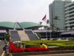 Susul UU Pilkada, Baleg Batalkan Pembahasan Revisi UU TNI-Polri