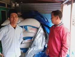 Sidak Kios Pupuk, Gus Chasbullah DPRD Kabupaten Probolinggo, Temukan Pupuk Bersubsidi Dijual Diatas HET