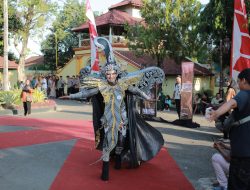 Topeng Jadi Tema Madura Ethnic Carnival 2025
