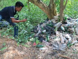Ada Tumpukan Botol Miras di Jalan Menuju Lokasi Tambang Galian C Batuan Sumenep