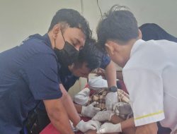 Tebar Manfaat di Usia ke-77, Puluhan Anak dan Lansia Serbu Bakti Sosial Kesehatan Klinik Az-Zainiyah