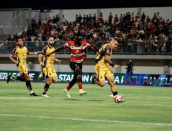 Madura United Pinjamkan Balotelli ke Klub Bietnam hingga Akhir Musim