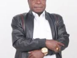 Bupati Puncak Janjikan Hadiah & Jaminan Keamanan bagi Perampas Senjata