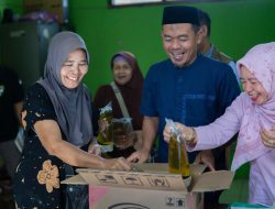 Anggota DPR RI Komisi IV Fraksi PKS, Riyono Caping : Gerak Cepat Atasi Kelangkaan Minyak Kita di Pasar Tradisional