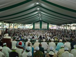 Puluhan Ribu Jamaah Hadiri Idul Khotmi Nasional Tarekat Tijaniyah ke-234 di Sumenep