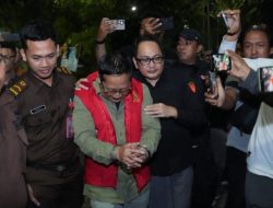 Eks Dirut PD TS Kebun Binatang Surabaya Ditahan, Dugaan Korupsi Rugikan Negara Rp10,2 Miliar