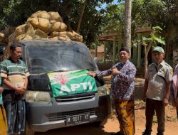 DKPP Sumenep Berangkatkan Perdana 3,5 Ton Tembakau Prancak 95 ke Mitra Industri