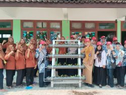 Sentuhan Gemati Perempuan : Dorong Konservasi Air dan Kelola Sampah Organik Melalui Biopori