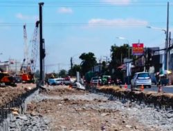 Pelebaran Jalan Wiyung-Menganti Surabaya Dikebut, 950 Meter Ditargetkan Rampung Tahun Ini