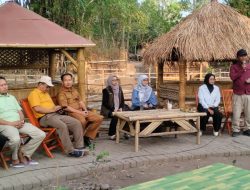 Gugah Kesadaran Warga, Komunitas Pena Hijau dan Jenggala Gelar “Ngobrol Lingkungan” di Paiton