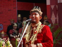 Peringati Hari Jadi, Bupati Sumenep Wajibkan ASN Kenakan Baju Adat Keraton